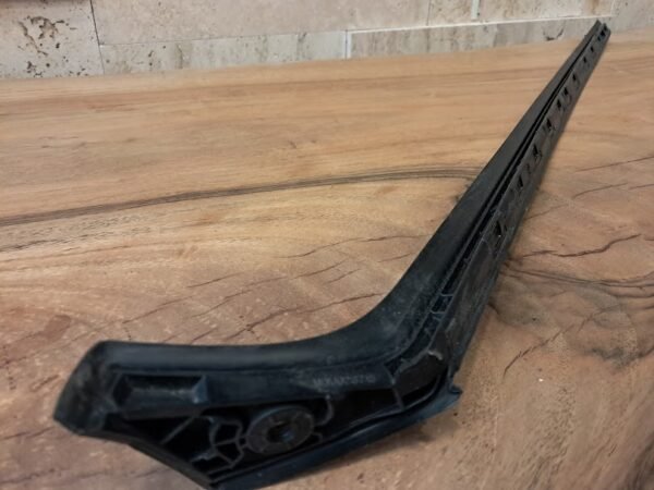PEUGEOUT 308 SAĞ ÖN CAM ÇITASI ORİJİNAL 98355043XT - Görsel 3
