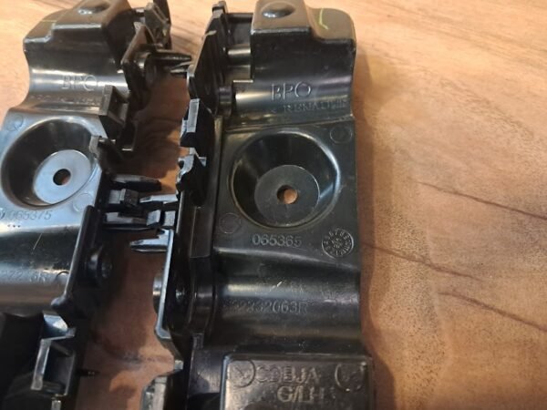 RENAULT CLİO 5 ÖN TAMPON SİS FARI BRAKET SET ORJ 269B13664R MAİS - Görsel 4
