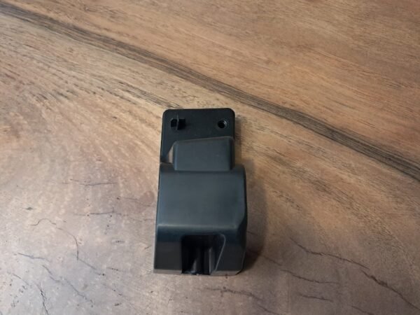 RENAULT KADJAR ARKA TAMPON İÇ BAĞLANTI SAĞ BRAKET 850423771R MAİS