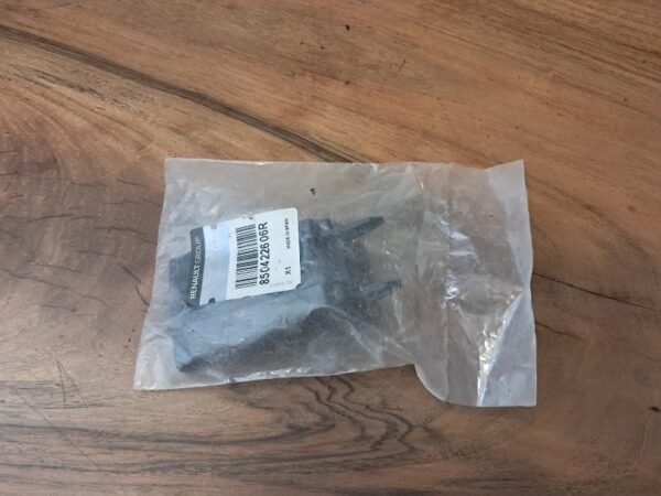 RENAULT KADJAR ARKA TAMPON TESPİT AYAĞI 850422606R MAİS - Görsel 4
