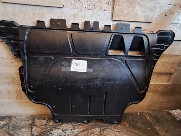 AUDİ A3 MOTOR ALT MUHAFAZA ORİJİNAL 3Q0825236C