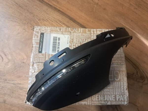 RENAULT MEGANE 4 SAĞ AYNA ALT KAPAĞI LEDLİ SİNYALLİ 963053618R
