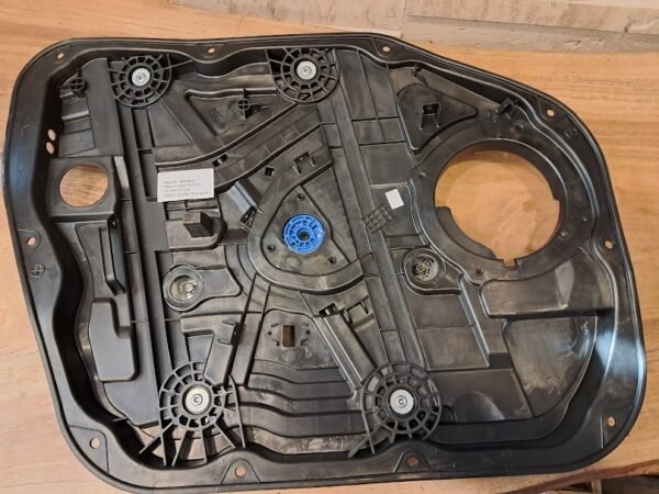 HYUNDAİ TUSCON SOL ÖN KAPI PANELİ ORİJİNAL 82471D7010 - Görsel 2