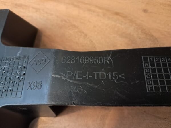 RENAULT CLİO 4 ÖN TAMPON HAVA YÖNLENDİRİCİ ORJ 628169950R MAİS - Görsel 3