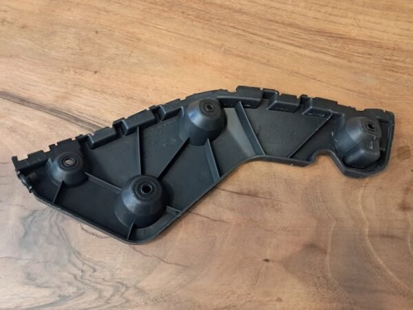 DACİA DUSTER ARKA TAMPON SAĞ BRAKET ORJ 622200010R MAİS - Görsel 2