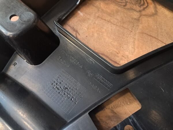 FORD TRANSİT SAĞ ÖN TAMPON BRAKETİ ORİJİNAL KK3117D958AA - Görsel 2