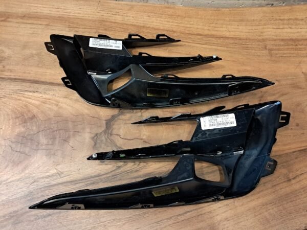 RENAULT MEGANE 4 SİS FARI ÇERÇEVESİ TAKIM ORJ 261524887R MAİS - Görsel 2