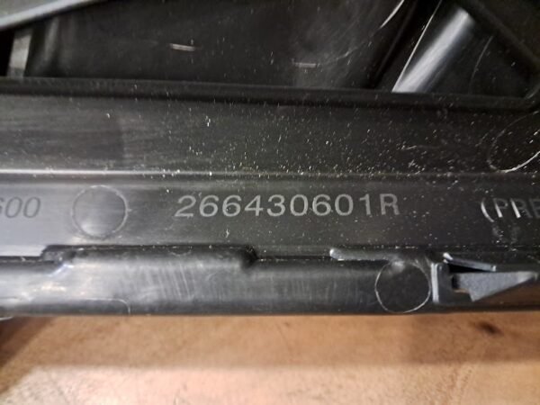 RENAULT CLİO 4 SAĞ GÜNDÜZ FAR KAPAĞI LEDSİZ ORJ 266430601R MAİS - Görsel 3