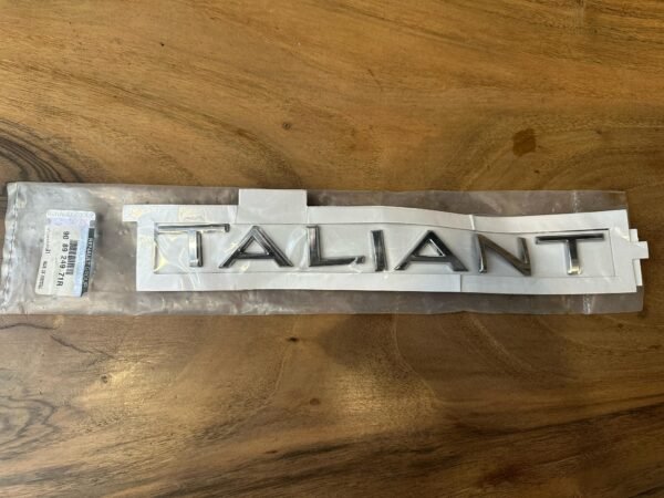 RENAULT TALİANT BAGAJ YAZISI ORİJİNAL 908924971R RENAULT MAİS