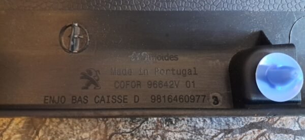 PEUGEOT RİFTER SAĞ ÖN MARŞPİYEL PLASTİK KAPLAMA ORJ 98164609XT - Görsel 3