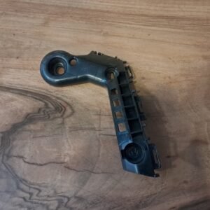 TOYOTA COROLLA SOL ÖN TAMPON BRAKET ORİJİNAL 5211602480