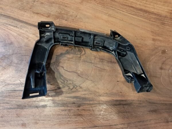 AUDİ A7 SOL ARKA TAMPON BRAKETİ ORİJİNAL 4G8807363C - Görsel 3