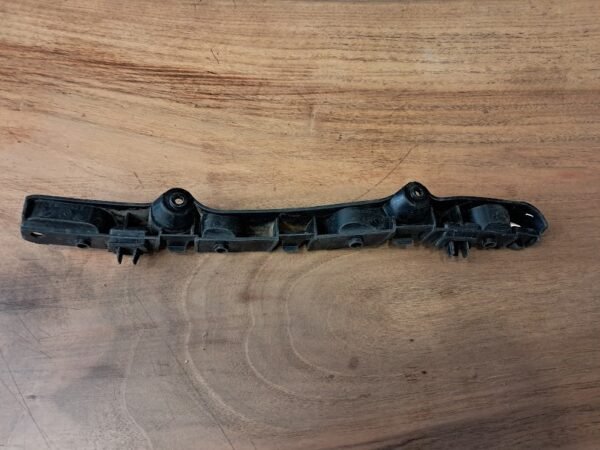 DACİA DUSTER 2 SOL ARKA TAMPON AYAĞI BRAKETİ ORJ 850452921R MAİS