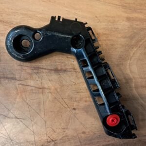 TOYOTA COROLLA ÖN TAMPON BRAKETİ ORİJİNAL 5211602500
